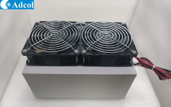 ATL300-24-00-T10 Zestaw chłodnicy termoelektrycznej powietrza do cieczy 300W 24VDC Czas trwania 70000 godzin