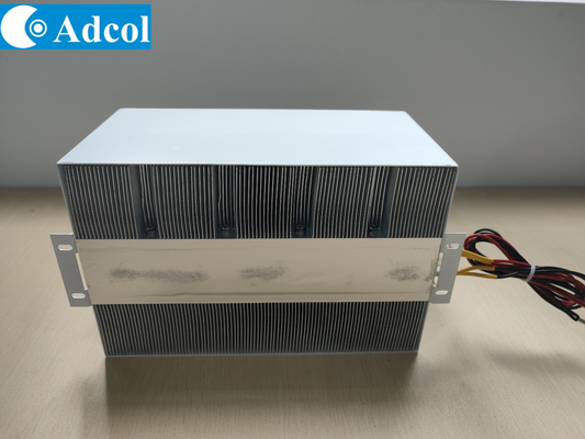 ATL400-24VDC Chłodnik termoelektryczny powietrza do cieczy dla lasera przemysłowego i lasera medycznego